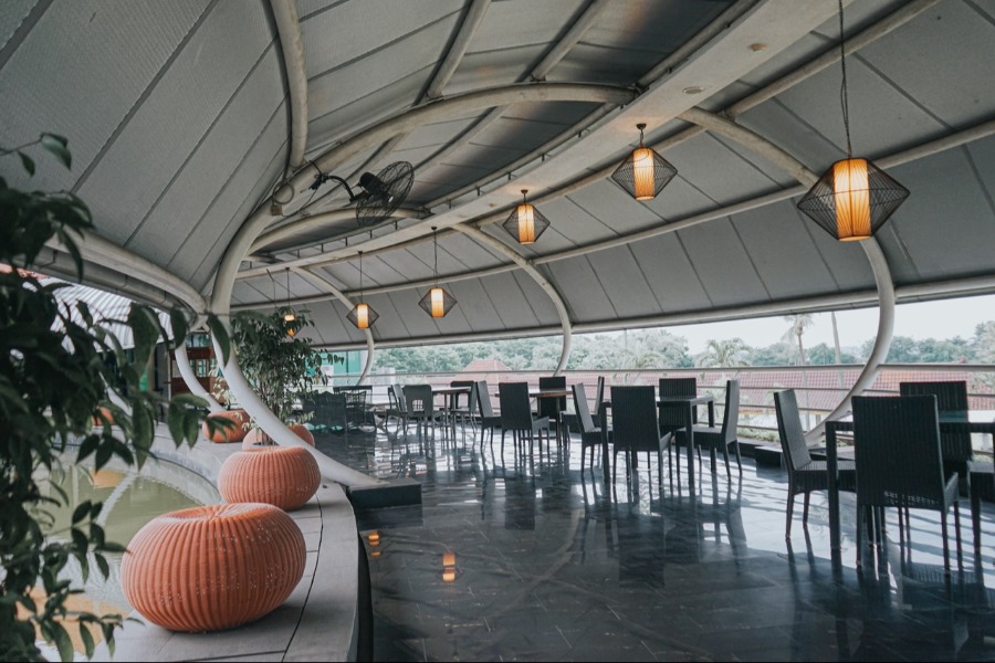 Terrace Cafe detail image